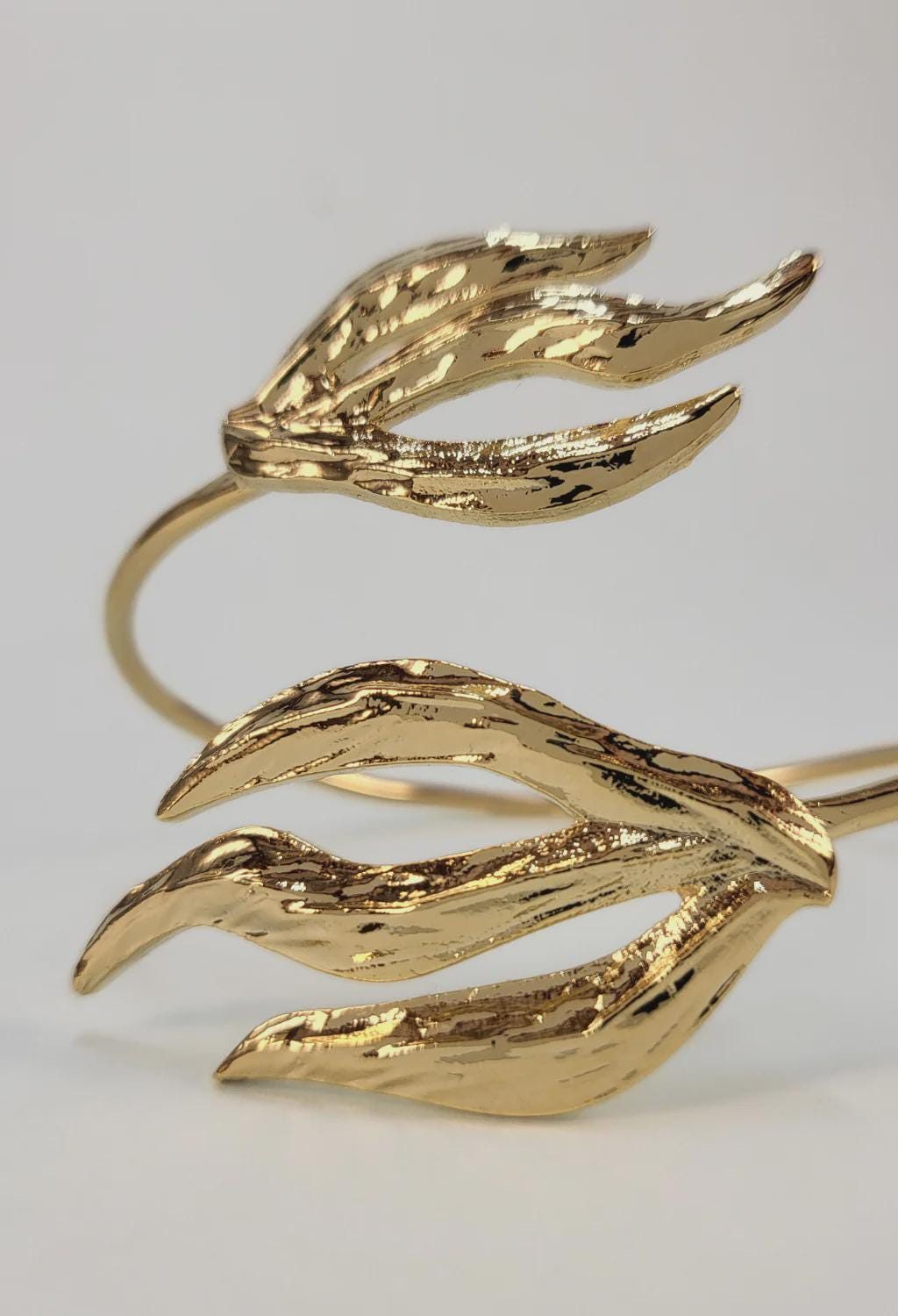 Exotic Leaf Gold Cuff Bracelet