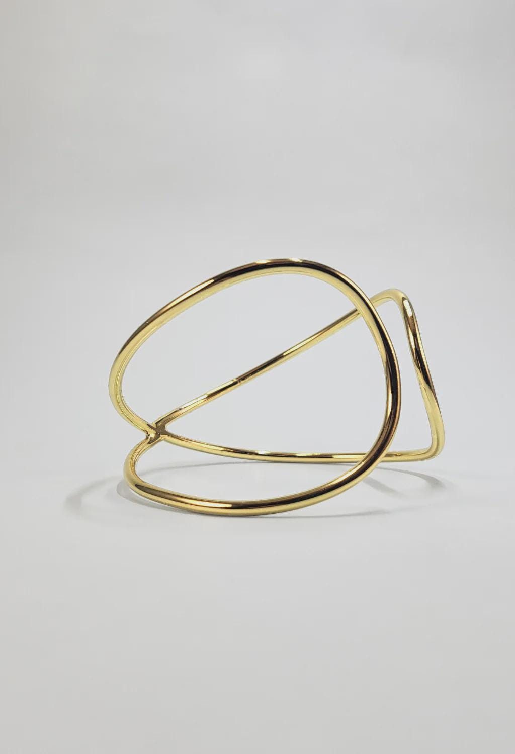 Open Curve Gold Cuff Bracelet