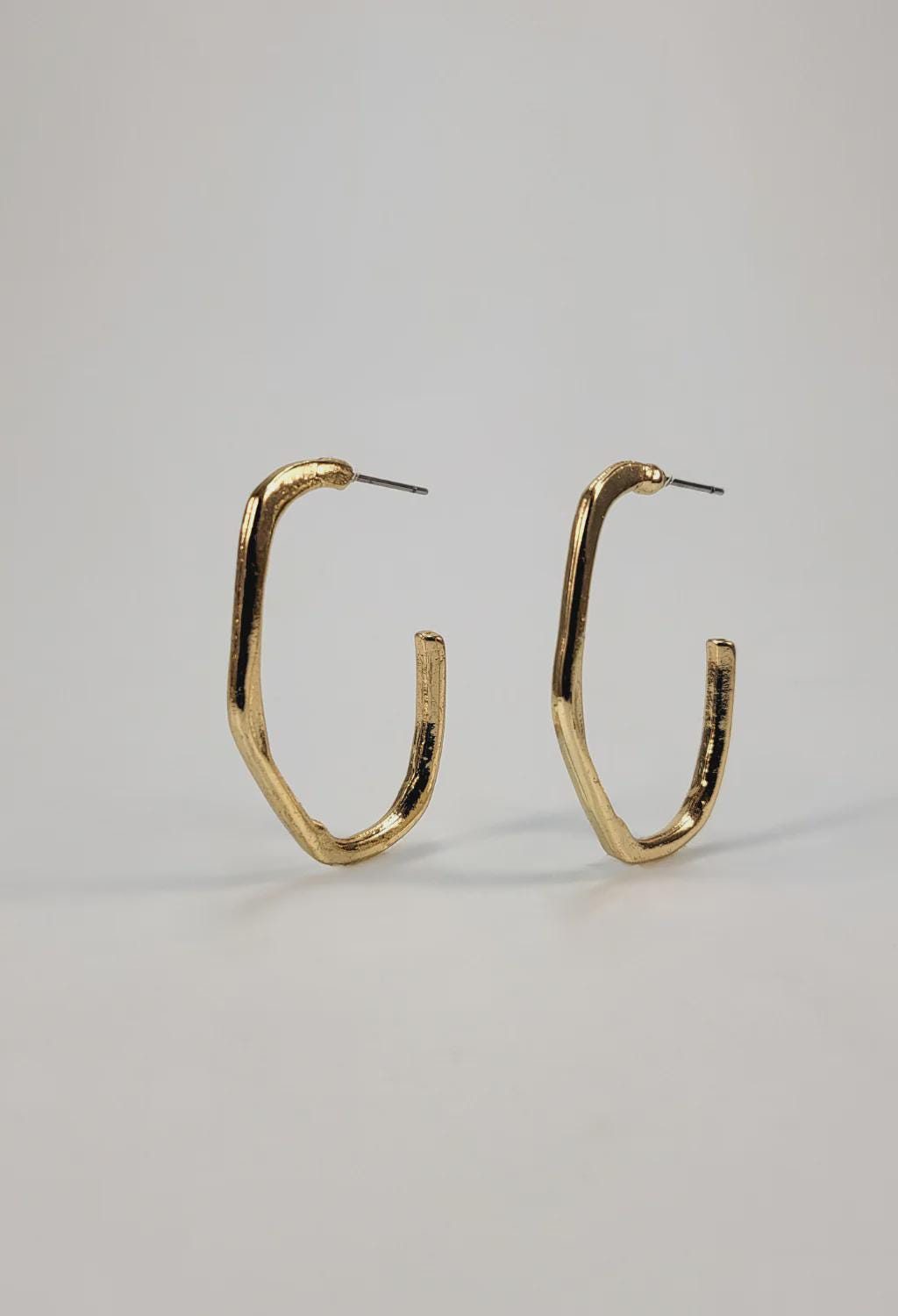 Curved C Gold Earrings