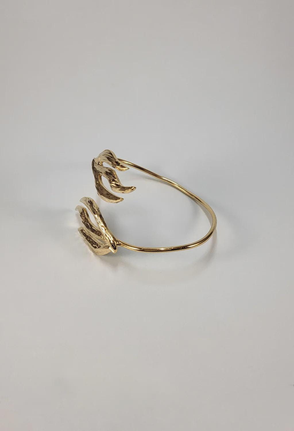 Exotic Leaf Gold Cuff Bracelet