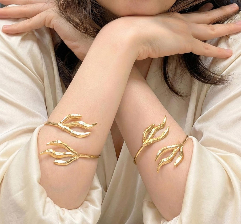 Exotic Leaf Gold Cuff Bracelet
