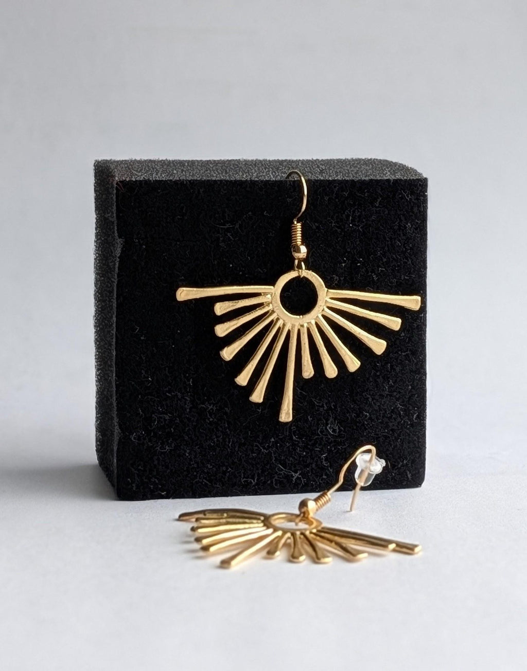 Sunburst Fan Gold Earrings