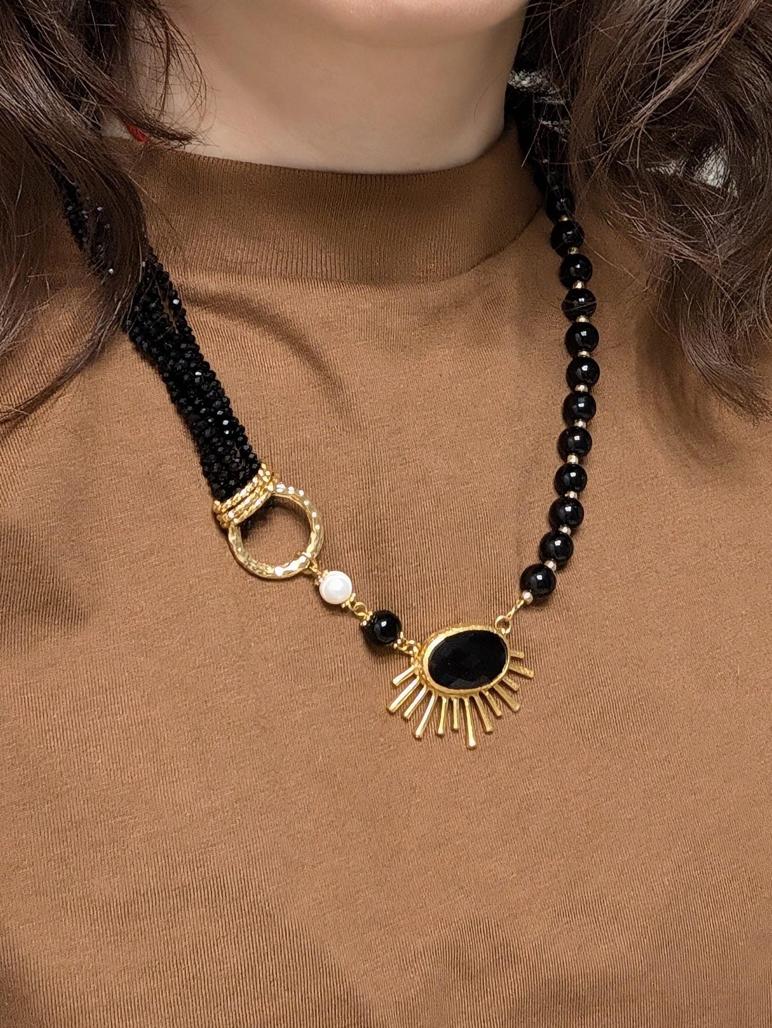 Asymmetric Sunburst Pearl Necklace