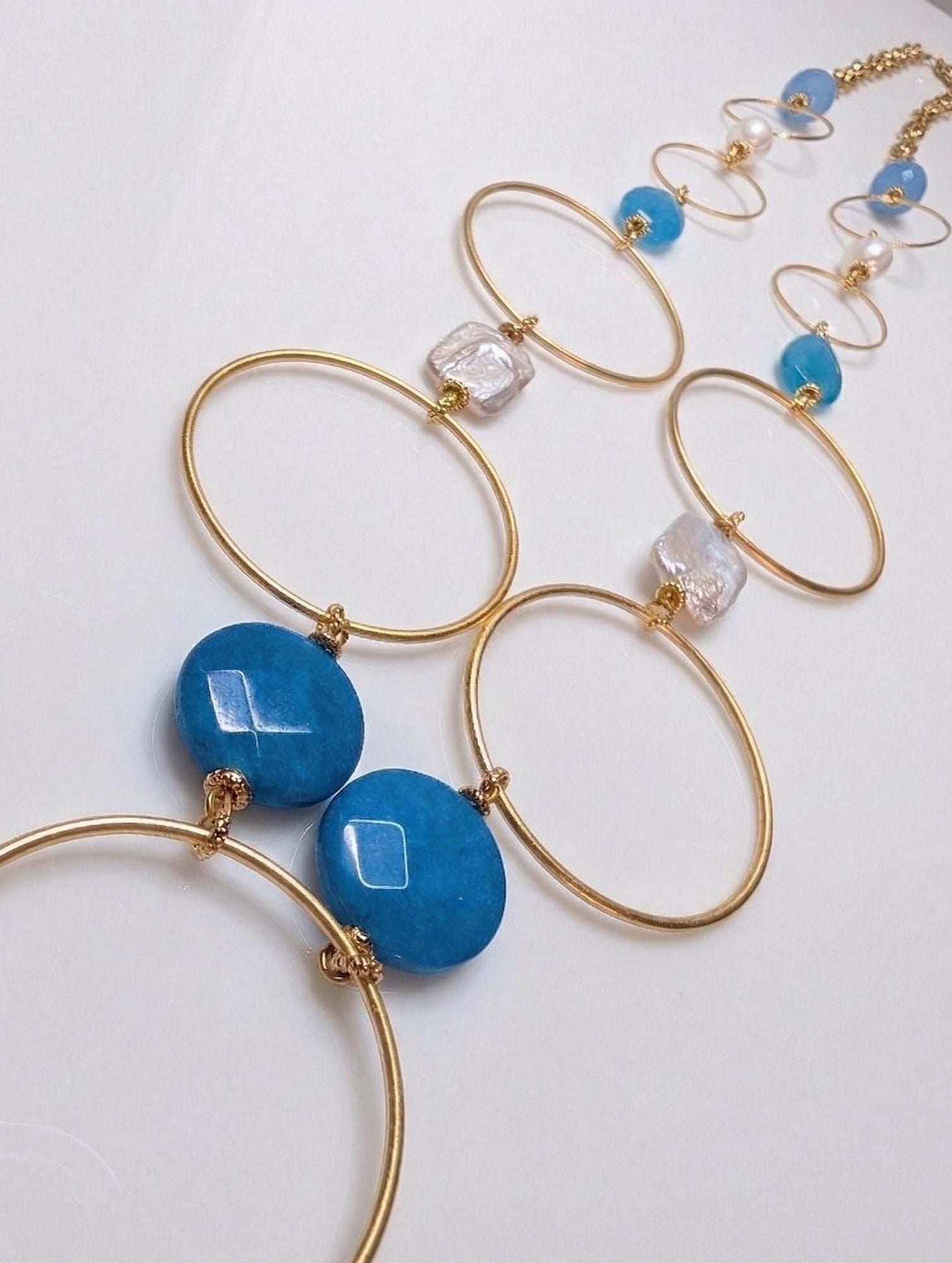 Geometric Pearl Statement Necklace
