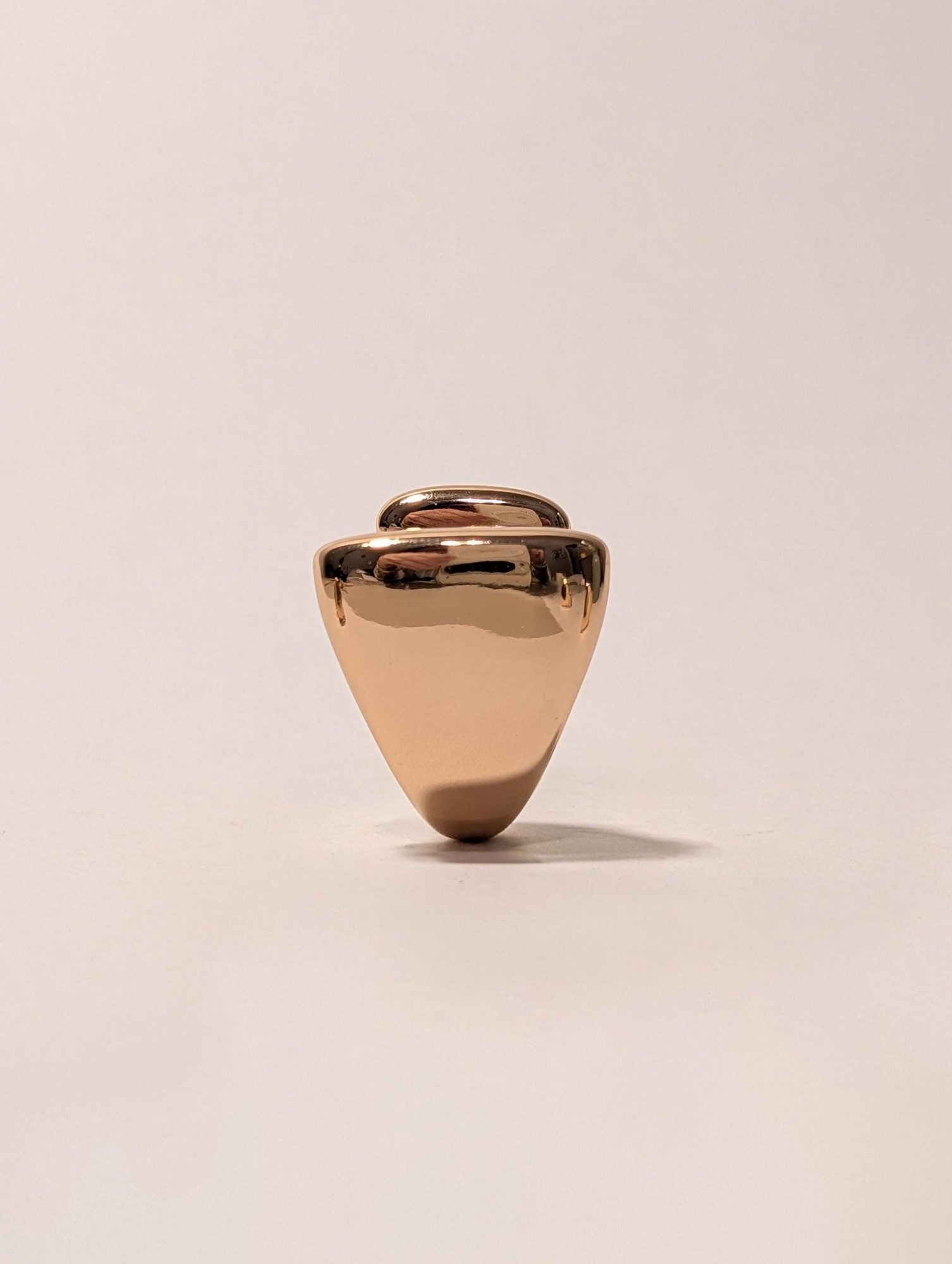 Chunky Asymmetric Geometric Ring