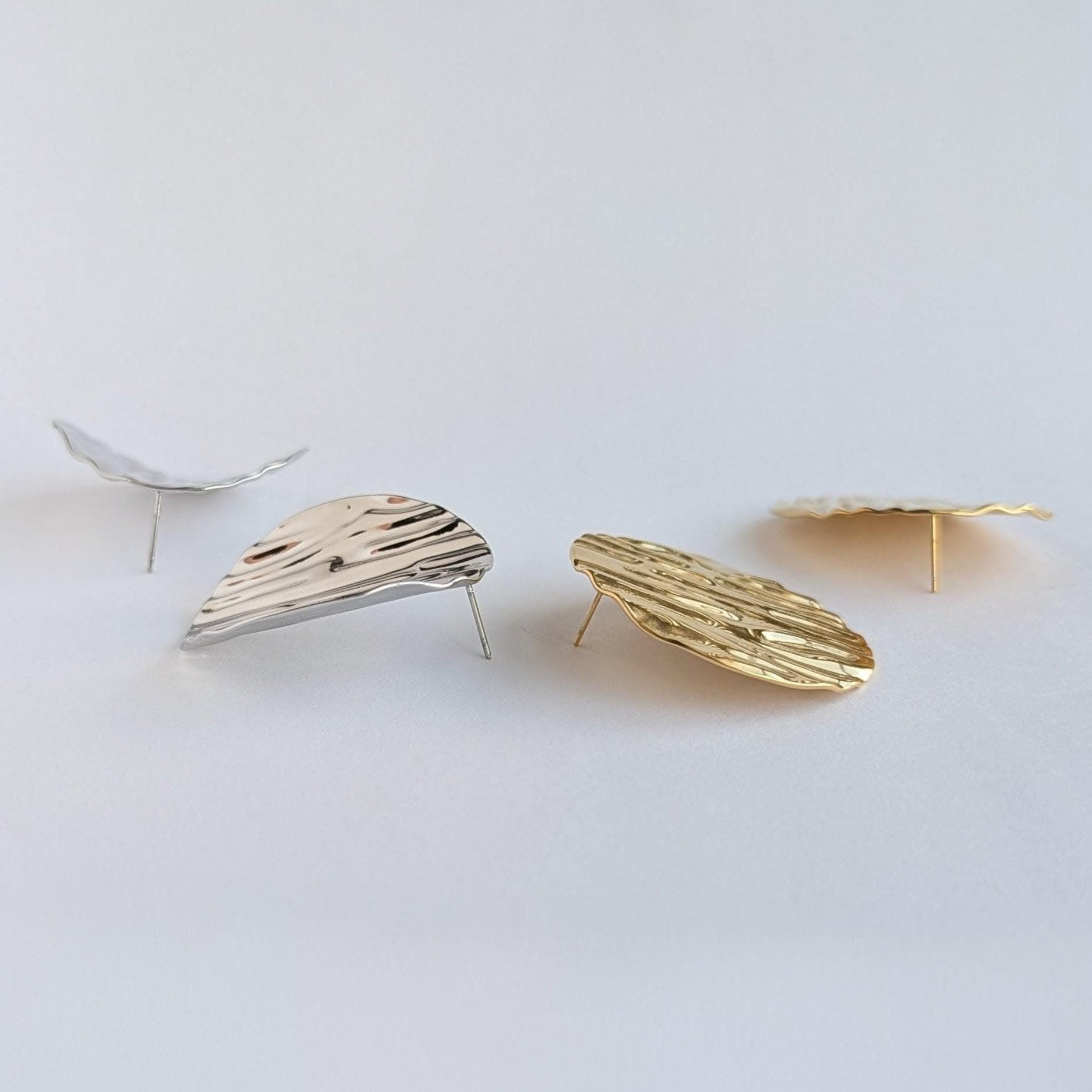 Textured Disc Stud Earrings