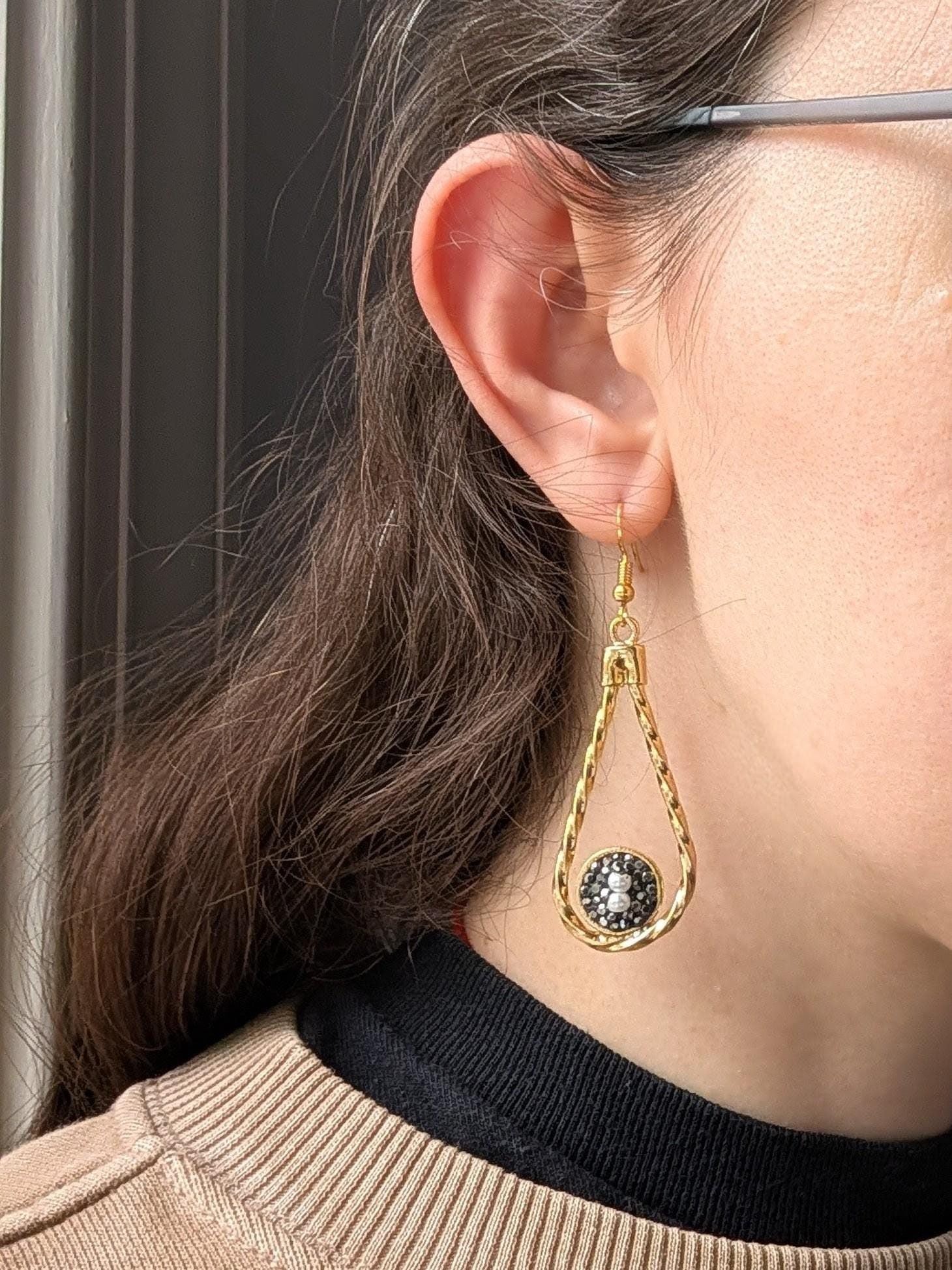 Twisted Teardrop Dangle Earrings