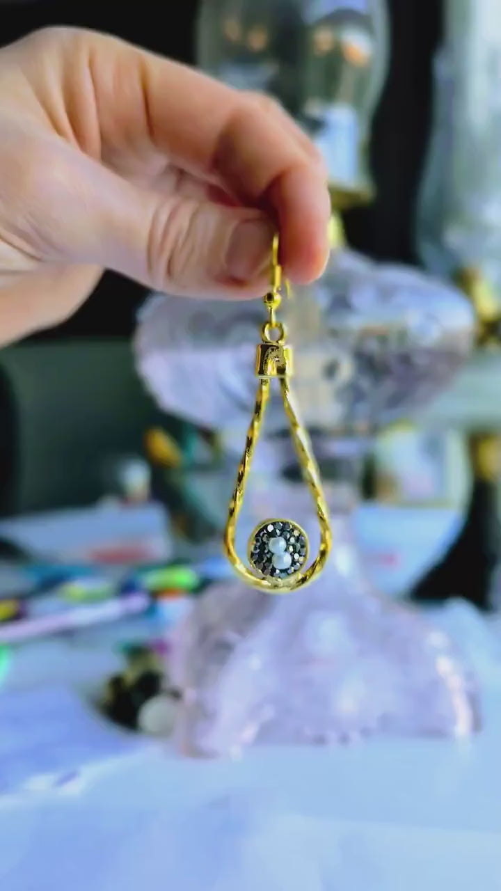 Twisted Teardrop Dangle Earrings