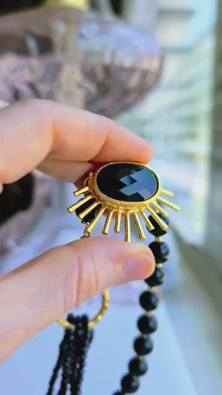 Asymmetric Sunburst Pearl Necklace