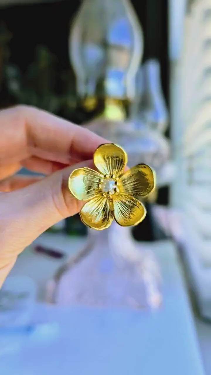 Gold Flower Stud Earrings